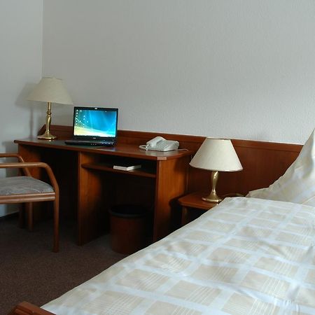 Hotel Heyder Burscheid Eksteriør bilde