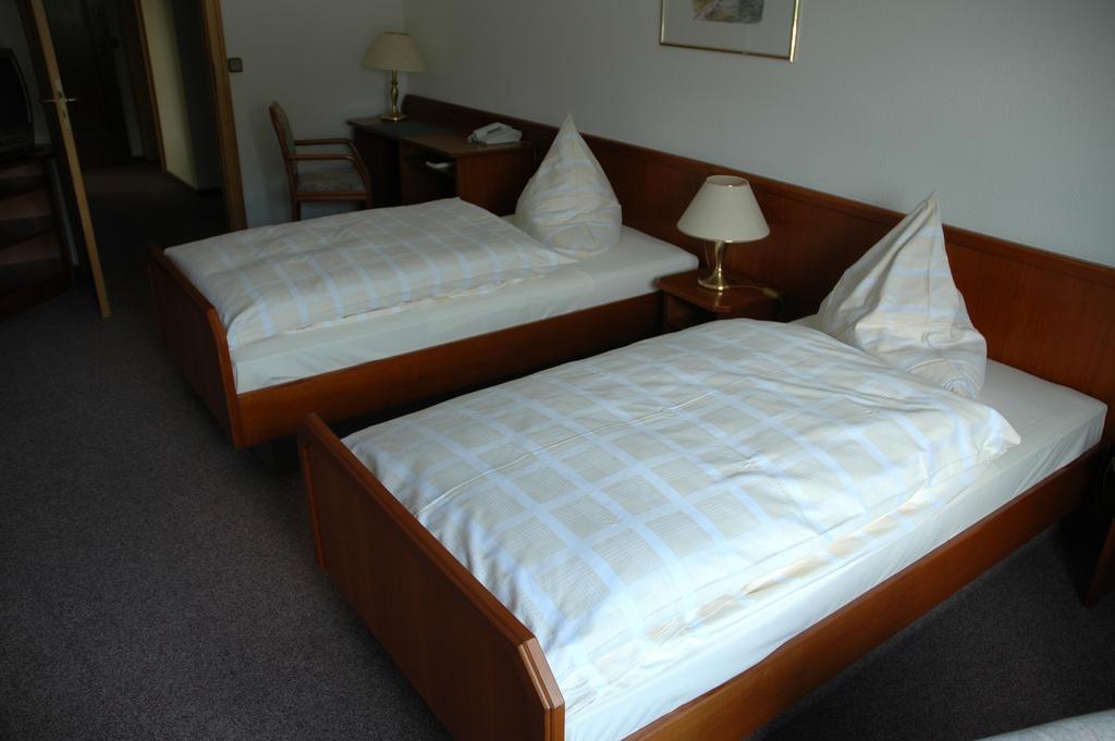 Hotel Heyder Burscheid Eksteriør bilde